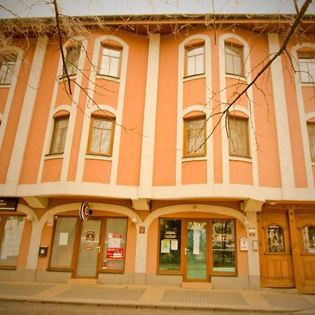 Hotel Kemencés Csárda és Panzió à Hajdúszoboszló Extérieur photo