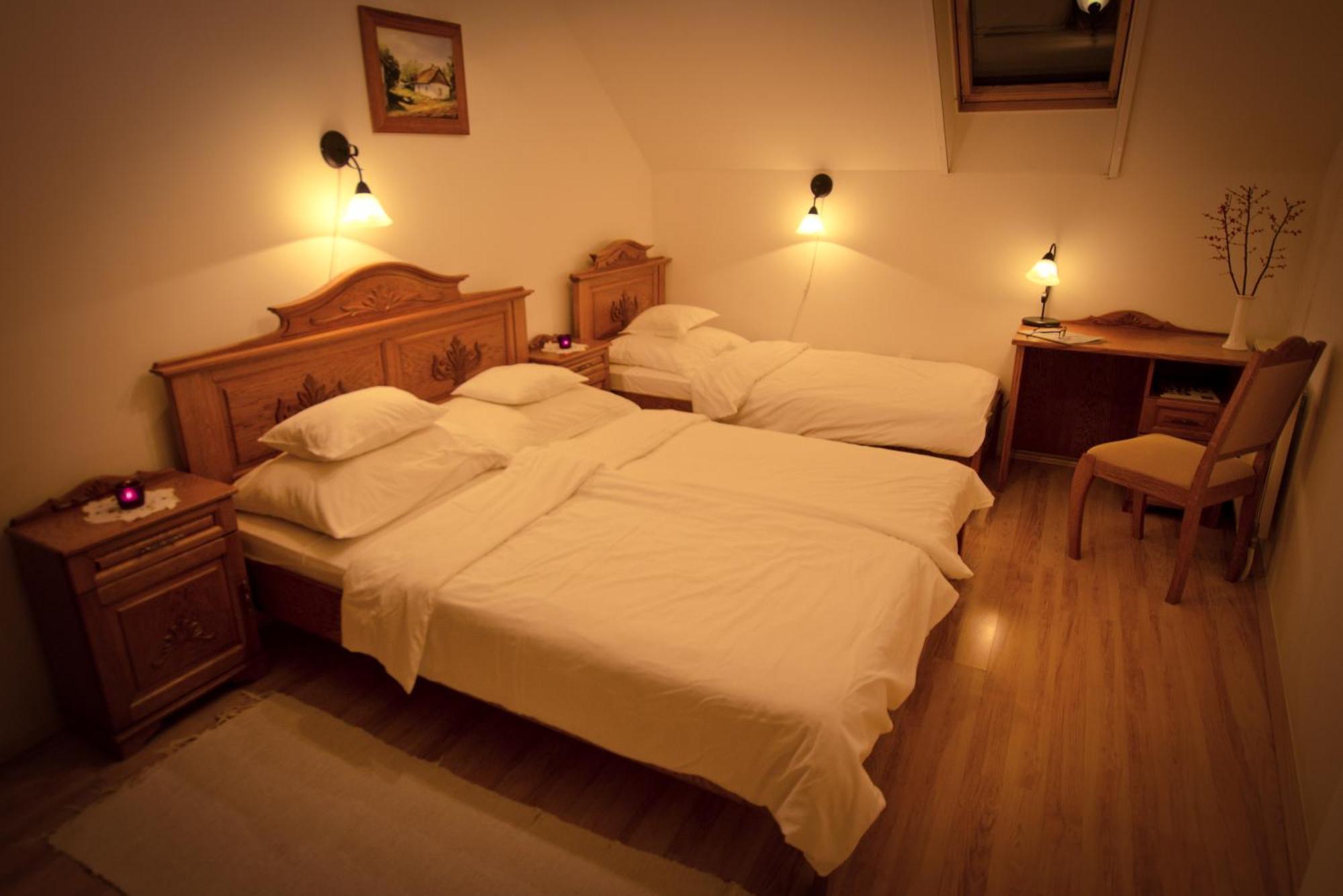 Hotel Kemencés Csárda és Panzió à Hajdúszoboszló Extérieur photo