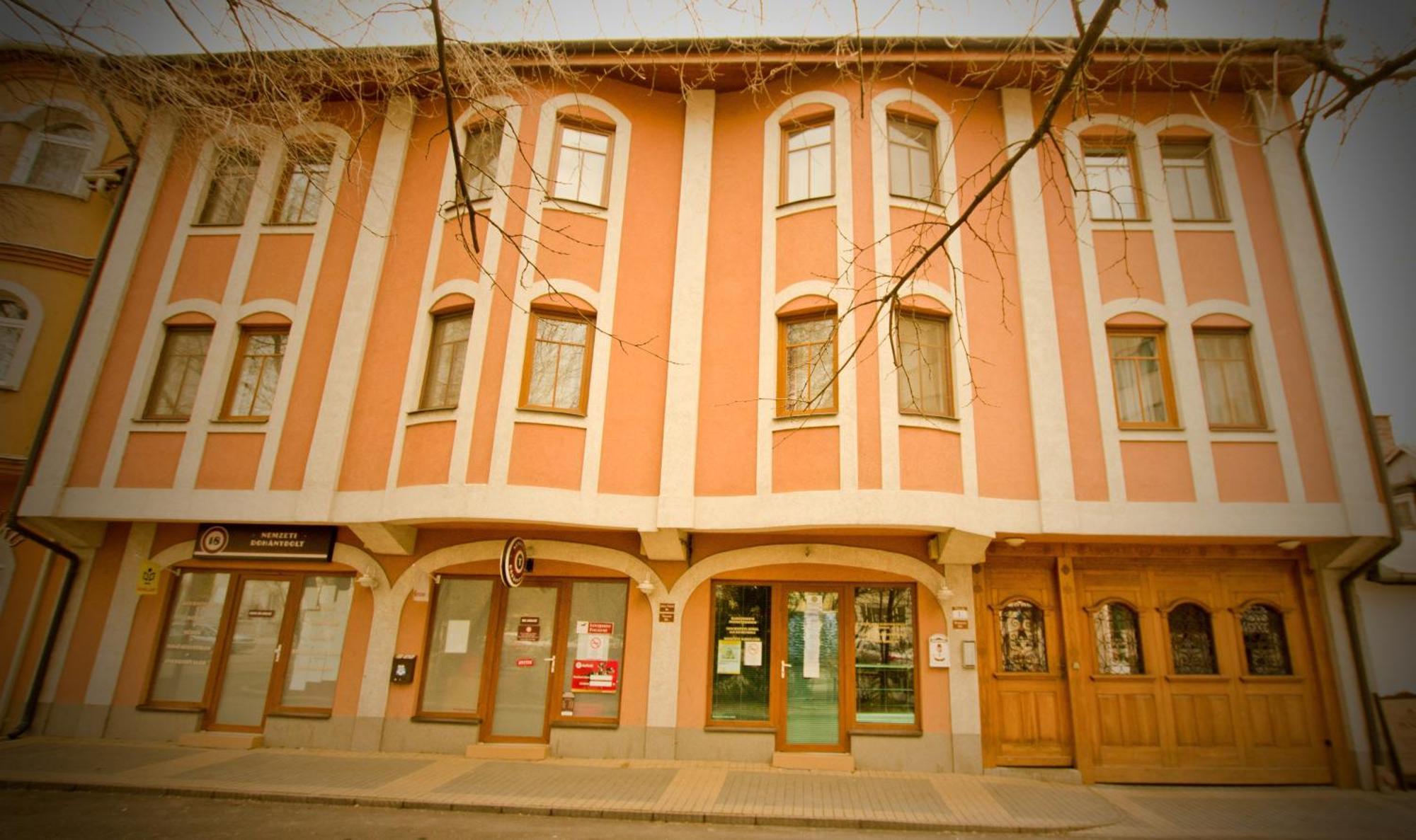 Hotel Kemencés Csárda és Panzió à Hajdúszoboszló Extérieur photo