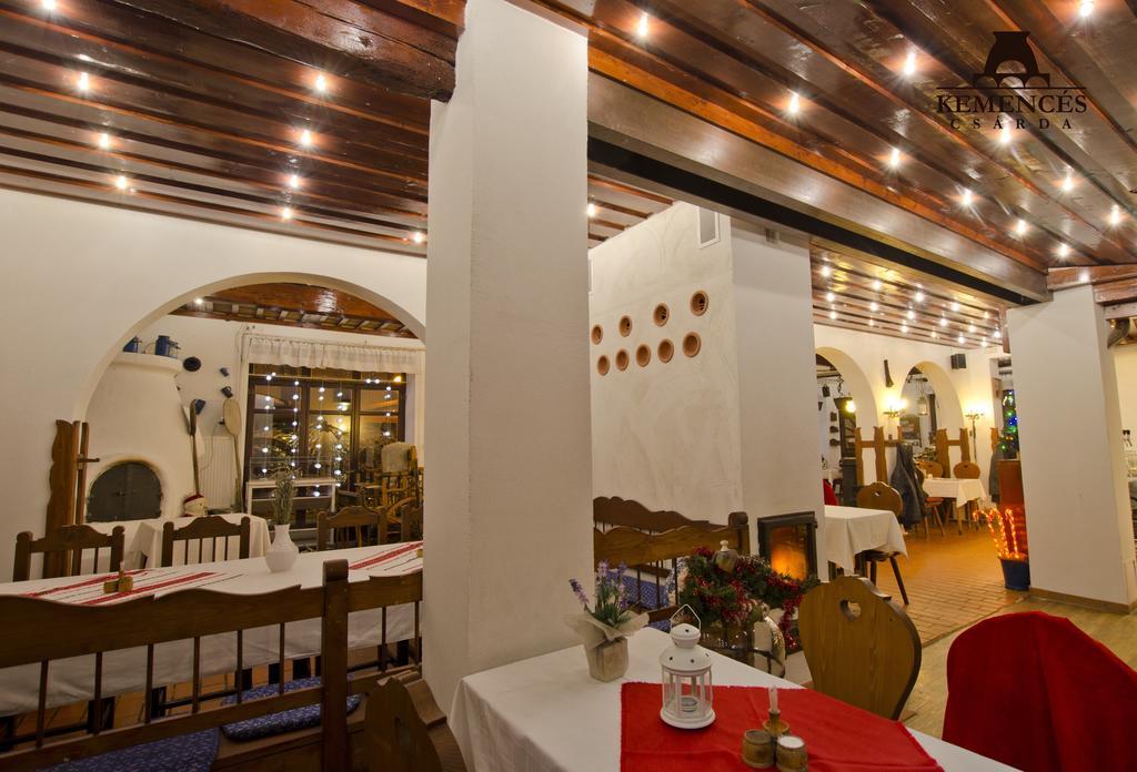 Hotel Kemencés Csárda és Panzió à Hajdúszoboszló Extérieur photo